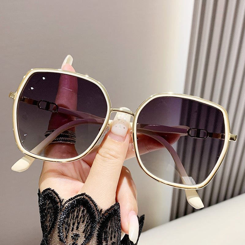 🔥50 % RABATT🔥 UV-Schutz-Sonnenbrille mit großem Rahmen, dünnen und polarisierten Gläsern.