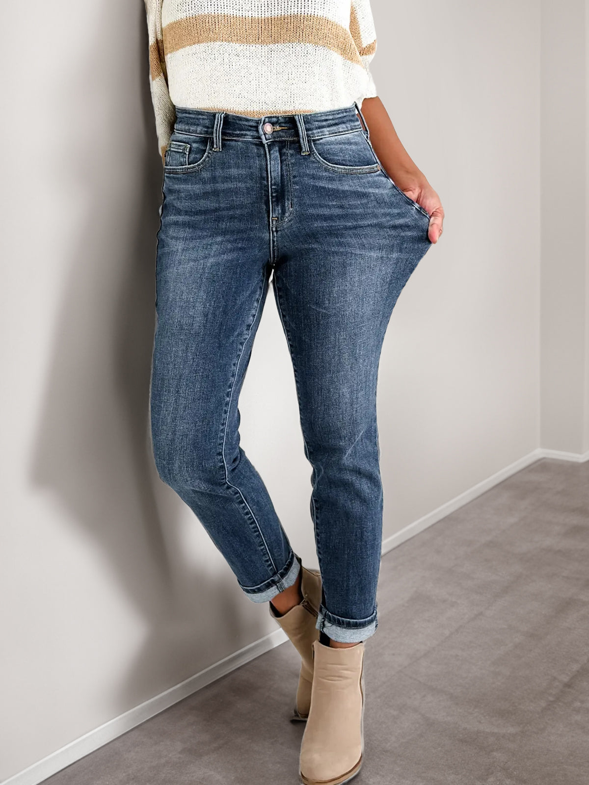 2025 Bauchkontrolle und Po-Lifting Jeans