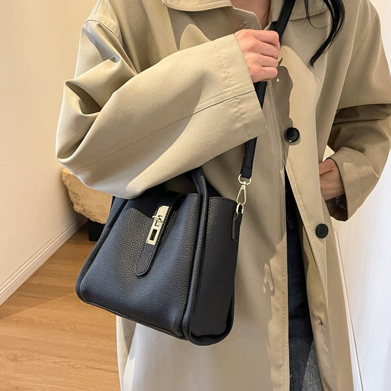 Women's Large Capacity Faux Leather Bucket Bag