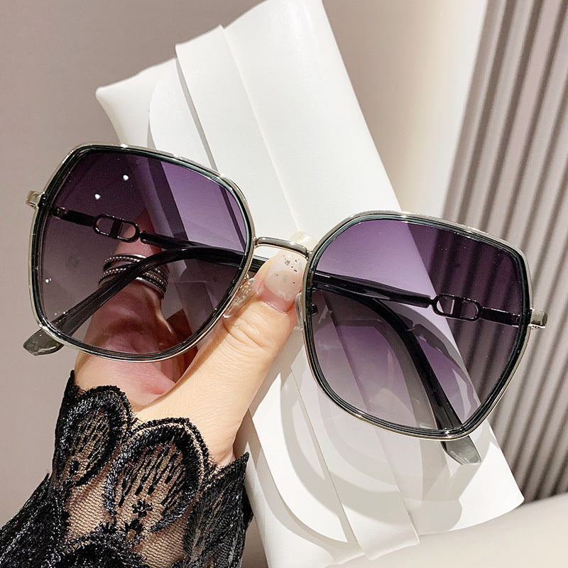 🔥50 % RABATT🔥 UV-Schutz-Sonnenbrille mit großem Rahmen, dünnen und polarisierten Gläsern.