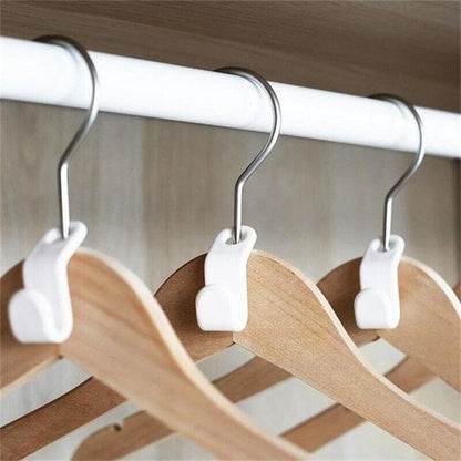 👔 50 % RABATT! 🏠 Platzsparender Kleiderbügelverbinder – Verdoppelt den Stauraum, stabil und einfach zu bedienen 🧥
