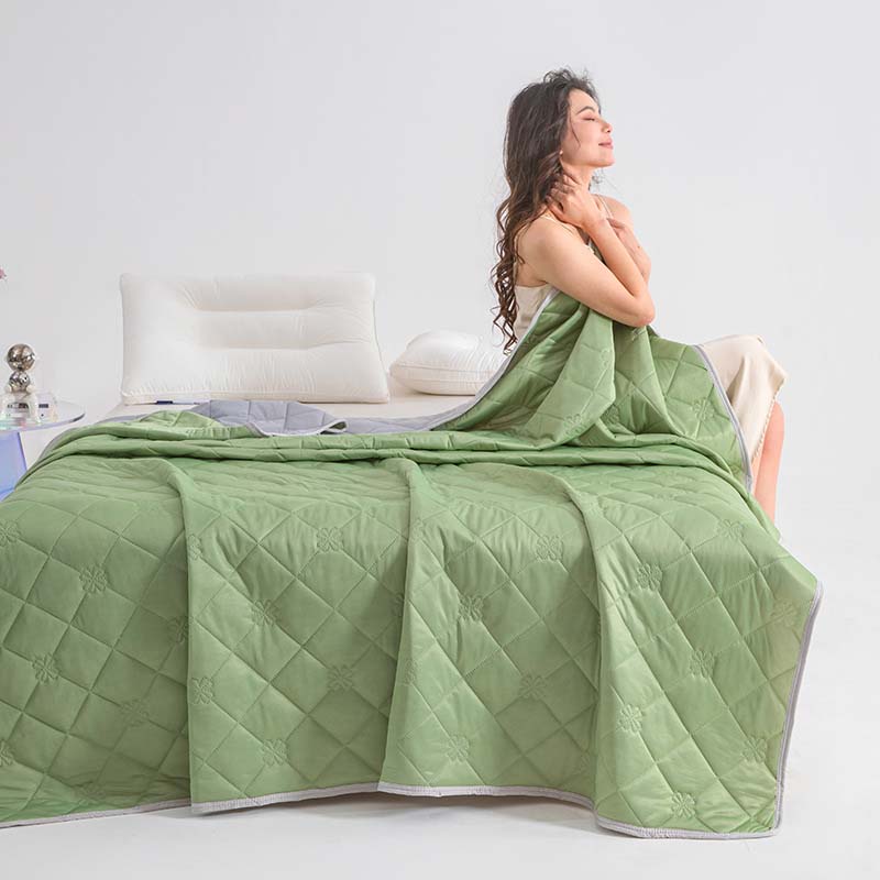 🛏️ NUR FÜR BEGRENZTE ZEIT: 50 % RABATT! 💥 Atmungsaktive, bedruckte, waschbare Sommer-Kühlbettdecke – beidseitig verwendbar, aus Q-Max-Gewebe, hypoallergen ✨