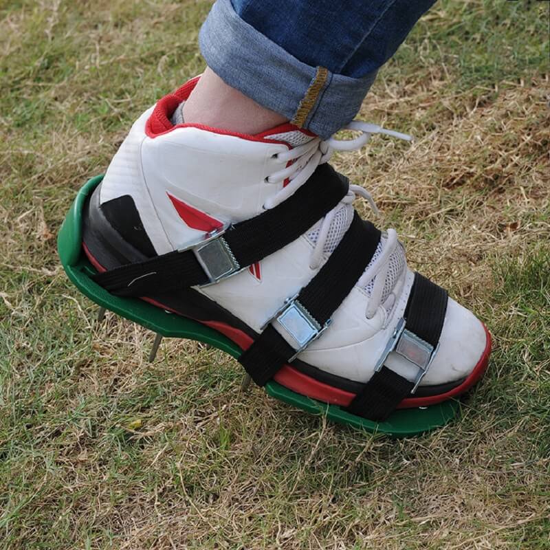 📢📢50 % Rabatt!! ⏰Rasenbelüftung Schuhe – 4,2 cm Erdnägel für Gartenpflege, Epoxidboden Spikes