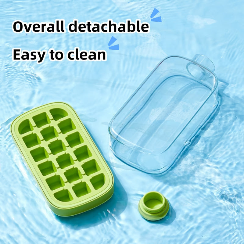 Wasserflasche mit Eiswürfelbehälter zum Drücken