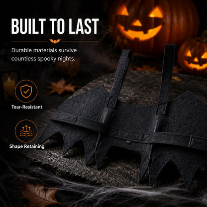 Halloween-Kostüm mit Fledermausflügeln